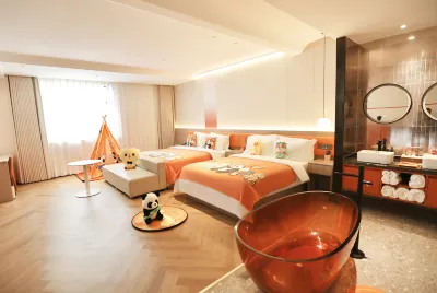 Yunxi Yijing Hotel (Xi'an Big Wild Goose Pagoda North Square) Hotels near Changning Palace Racecourse, Chang'an District