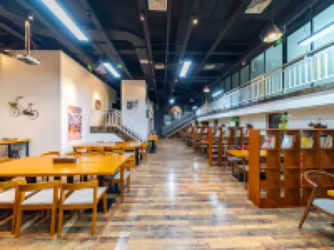 Vienna International Hotel (Jieyang Puning Square Wantaihui Branch) Hotels in Puning