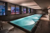 Adelaide Marriott Hotel - piscina