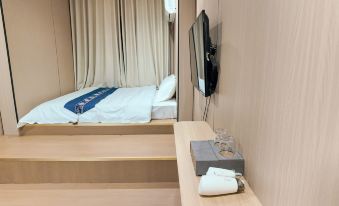 Linyi Jiangnan Fashion Hotel