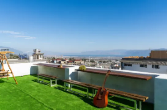 登巴伴山國際青年客棧