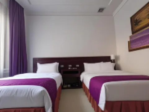 Linjiang Guanglong Business Hotel Hotels in Linjiang