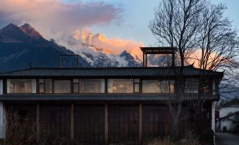 Yuemingyuan | Rizhao Jinshan Kongzhong GarDen Snow Mountain Viewing Culture Meisu (Baisha Ancient Town Branch)