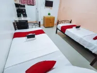 RedDoorz near SGM Condotel Villa Beach Iloilo Hotels in Oton