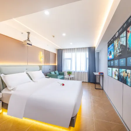 Yunxi Hotel (Zhangye Road pedestrian streetshop)