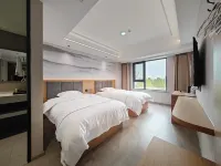 Danjiangkou Mingzhuyuan Hotel (Yuejiangshan) - شرفة