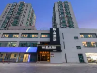 James Joyce Coffetel Hotel (Beijing Tiantan Hospital Headquarters Base) Hotels near Keyilu Station
