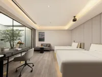 Atour Hotel Guangzhou Yuexiu Taojin Subway Station Hotels near لا بيرلي