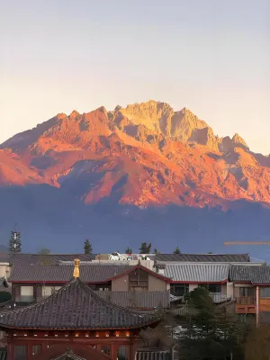 Moonlight · Shiyue | New Luxury Concept Projection Scenic Resort Hotel (The Old Town of Lijiang) Hotels in Lijiang