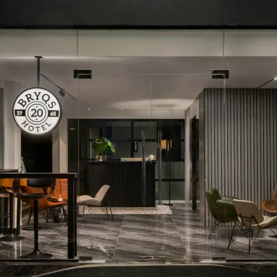 BRYQS Hotel KL Sentral Hotels near Masjid Negara Malaysia