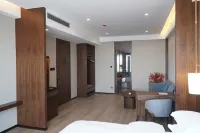 RICHEN  GRAND  HOTEL Hotels in Changfeng
