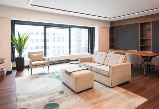 보나방추르 수영장