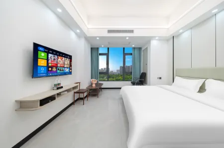 Phoenix Hotel Отели рядом с достопримечательностью «Ten-Mile Gallery»