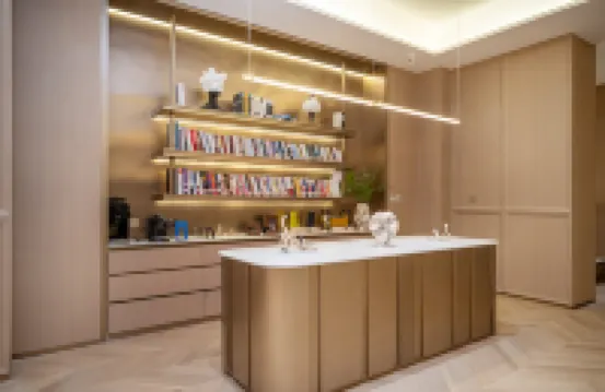 Licheng Huasheng Hotel (Bachu Centery Avenue)