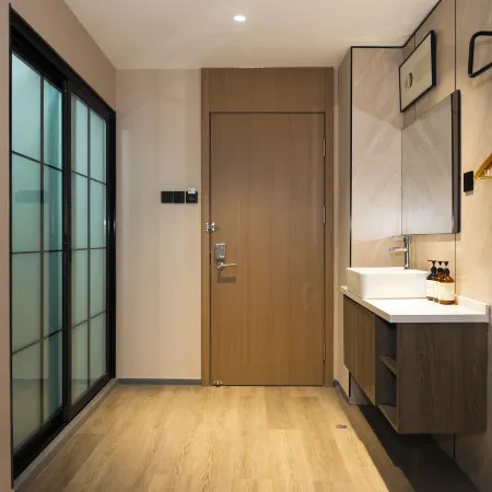 Walnut Talk Hotel (Liaocheng Ancient city on water Lake Scenic Area City People's Hospital Branch)