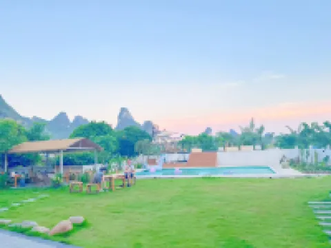 Qingxi Homestay (Yangshuo Impression Liu Sanjie Scenic Area Lijiang Branch)