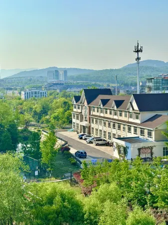 Zhang Xiaoying Seaside Garden Hotel Отели рядом с достопримечательностью «Rizhao Coastal National Forest Park»