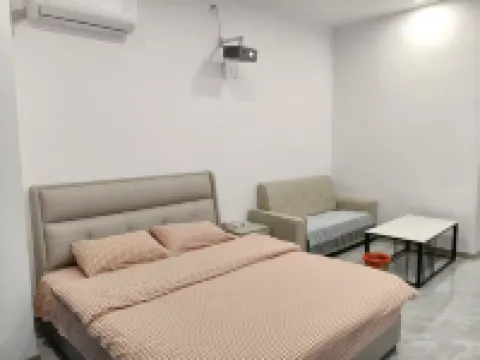 Station Homestay (Yishui Bus Station)