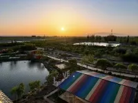 Zhangye Linze Danxia Bay Countryside Hotel - Bjergudsigt