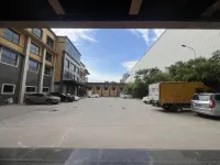 Xinxiang xiangheyuan Business Hotel - parking