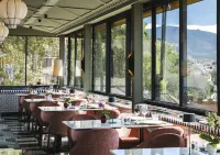 Alhambra Palace Hotel - breakfast