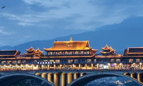 Lang Qiao Yinxiang Yucheng Hotel