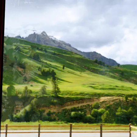 Litang Muxuexing Hotel (Zeba)