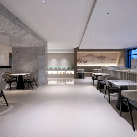 Hualang Lanshan Jing Hotel (Siyang High-Speed Railway Station)