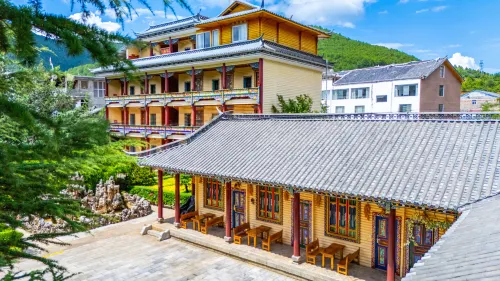 瀘沽湖藍天湖飯店