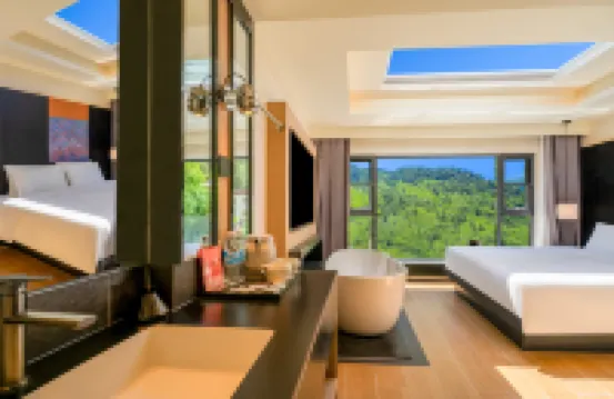 SFEEL Designer Hotel (Jiuzhaigou Valley Scenic and Historic Interest Area Tourist Center)