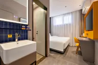 7Days Inn Hotel (Chengde Mountain Resort Erxianju Commercial Street Hospital) - balcon