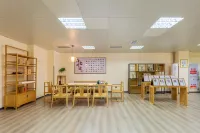 Muvi Hotel Hotel a Taining