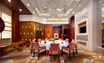 Empark Grand Hotel KunmingOver view