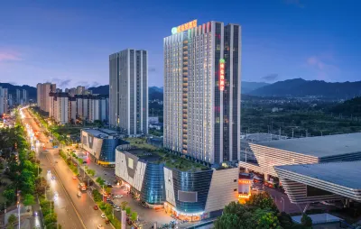 Vienna Hotel (Yichun High-speed Railway Station Wanda) Hotels in Yichun Railway Station Area