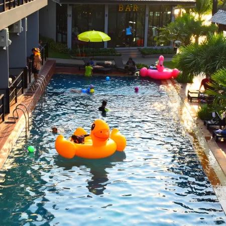 Phuengluang Riverside Hotel Chanthaburi