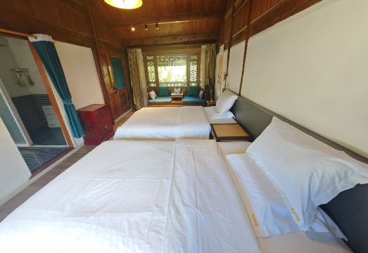 전통미가 돋보이는 객실 내부