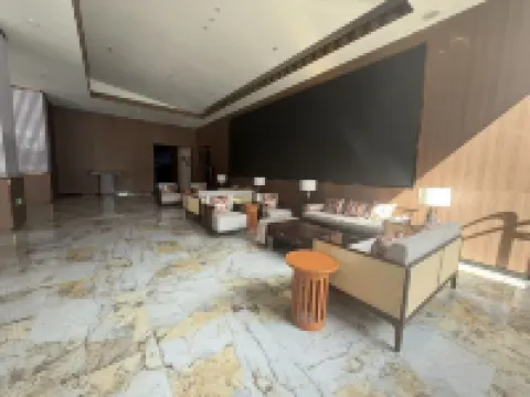 Linzhi Hotel