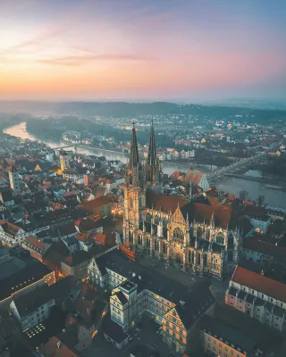 Herzogshof - Boutique-Hotel am Dom Hotels near Neupfarrplatz