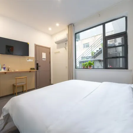 Jiaxin Vacation Leisure Homestay (Wansui Mountain Wuxia City)
