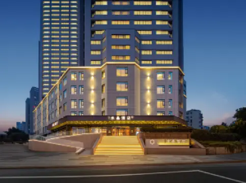 Crystal Orange Qingdao May Fourth Square the MixC