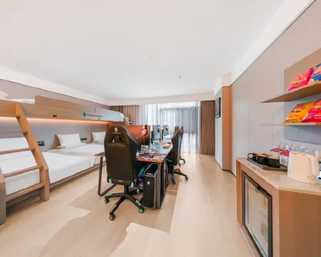 THUNDEROBOT (Miyi Shiguang Water Street) Hotels in Miyi