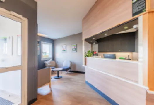 โรงแรม B&B สทราสเบิร์ก Aéroport