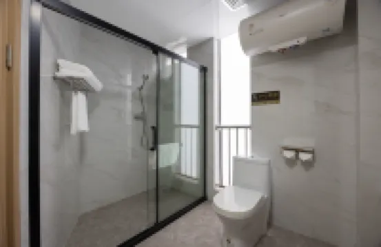 Comfort Hotel (Shenzhen Guangming High-speed Rail Station Science and Technology Park Branch) Hotels near Guangmingcheng Railway Station