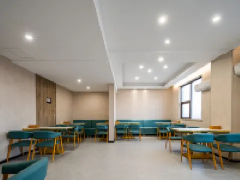 Starway Hotel (Fengxian Bus Station) Hotel a Contea di Feng