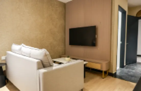 Kivana Suite by Ayuhouz