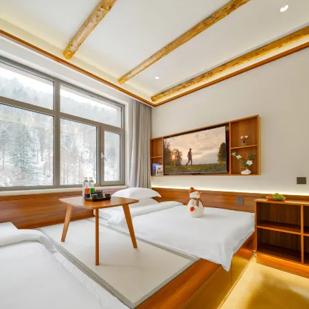 Snow Town Frost Resort Hotel