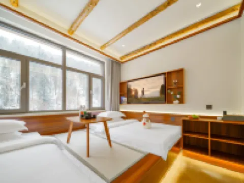 Snow Town Frost Resort Hotel