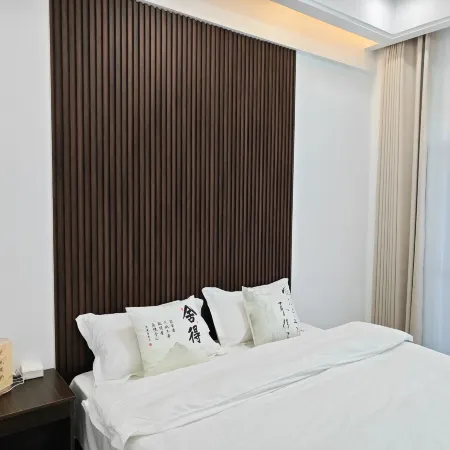 Jiuyue · Banshan Hai Zen Hotel