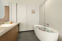 CLOUD HOTEL(HESHANG CITY OF CENTENT)