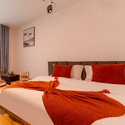 Xi'an Jinxi Homestay (The Bell Tower and Drum Tower Huimin Street) Hotel dekat Stasiun Beidajie